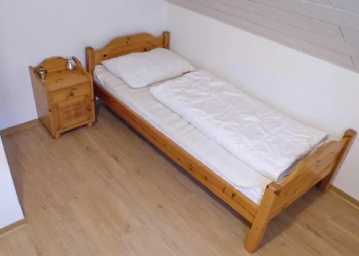 Ferienhaus Gorgeous In With Wifi *